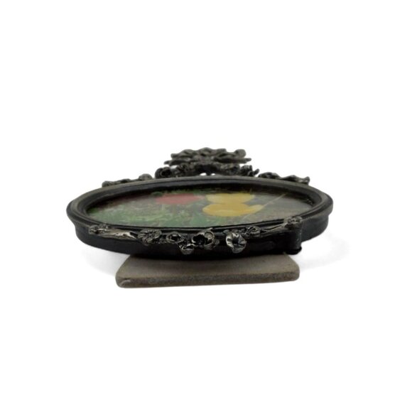 OVAL Ornate FRAME Bow Embellishments Hang and Freestanding 16cm Tall - Picture 5 of 10